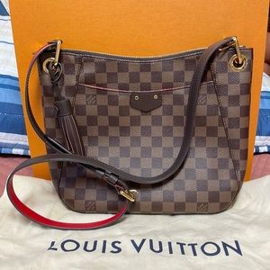 Louis Vuitton Crossbody